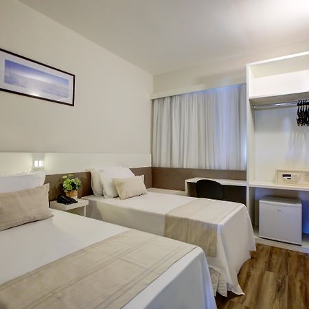 Transamerica Fit Vitoria Praia De Camburi Exterior photo